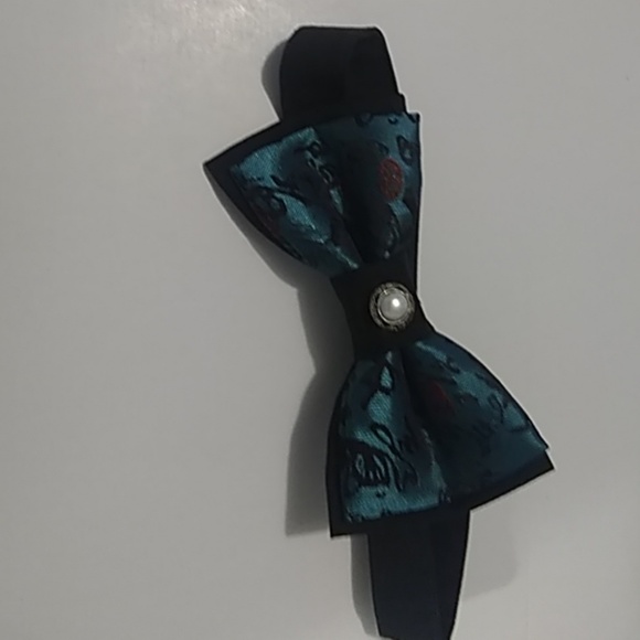 Bowties - Picture 1 of 1